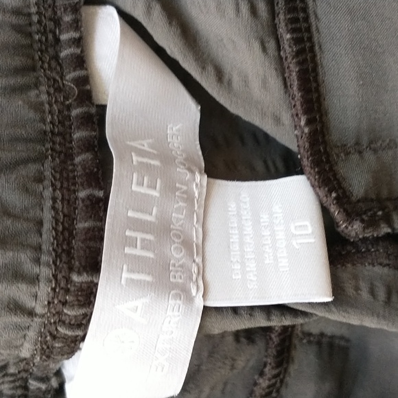 ATHLETA Textured Brooklyn Jogger Mountain Olive Size 10 - Picture 6 of 10
